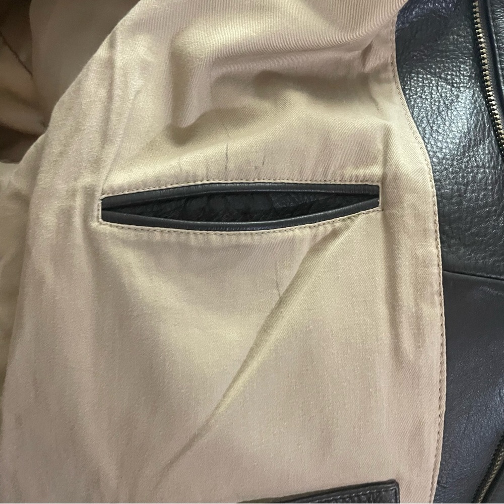Columbia Men's Dark Brown Leather Jacket - Picture 9 of 15